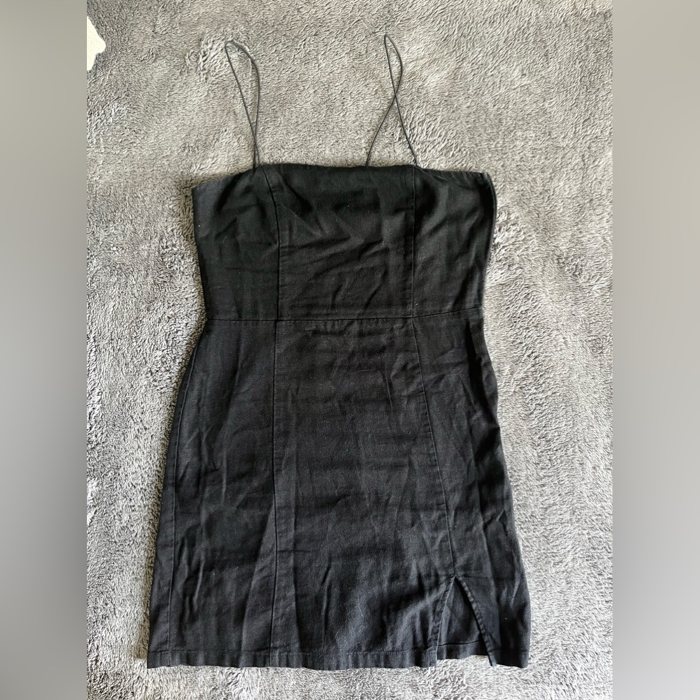 GLASSONS SMALL BLACK DRESS